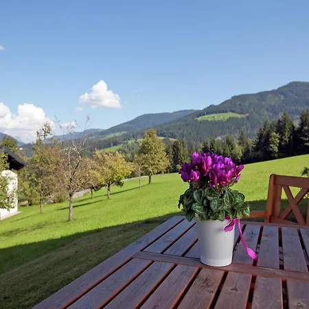 In Near Amade Slopes, Cleaning Included *