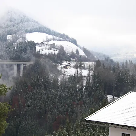 In Near Amade Slopes, Cleaning Included Ferienhaus