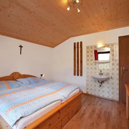 Holiday home In Near Area, Cleaning Included Huttau